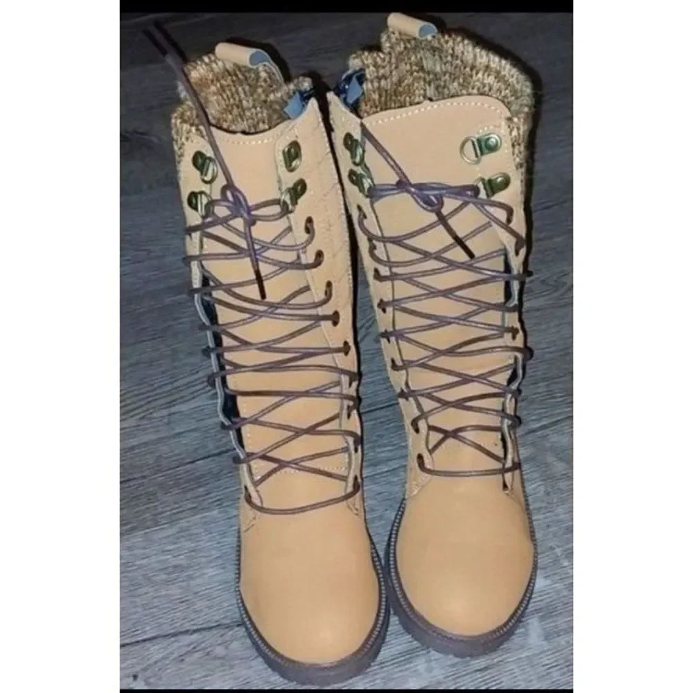 Ladies Nude Lace-Up Boots sz 6.5